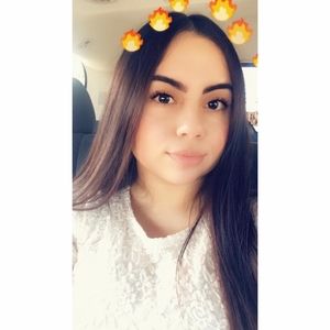 Meet your Posher, Perla